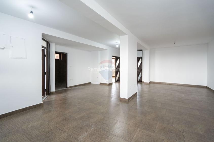 De vânzare casă cu 5 camere, teren 1000 mp Oncea, Calea Bihorului - 16