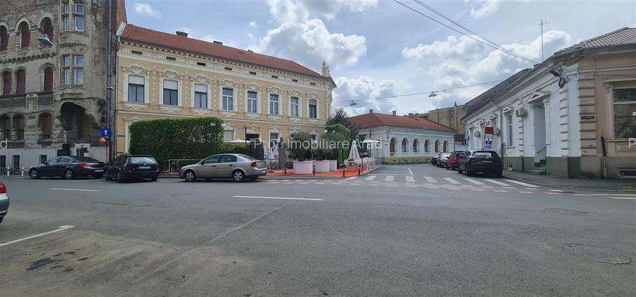 Spatiu Comercial 80mp, ultracentral pe colt langa ITM - 2