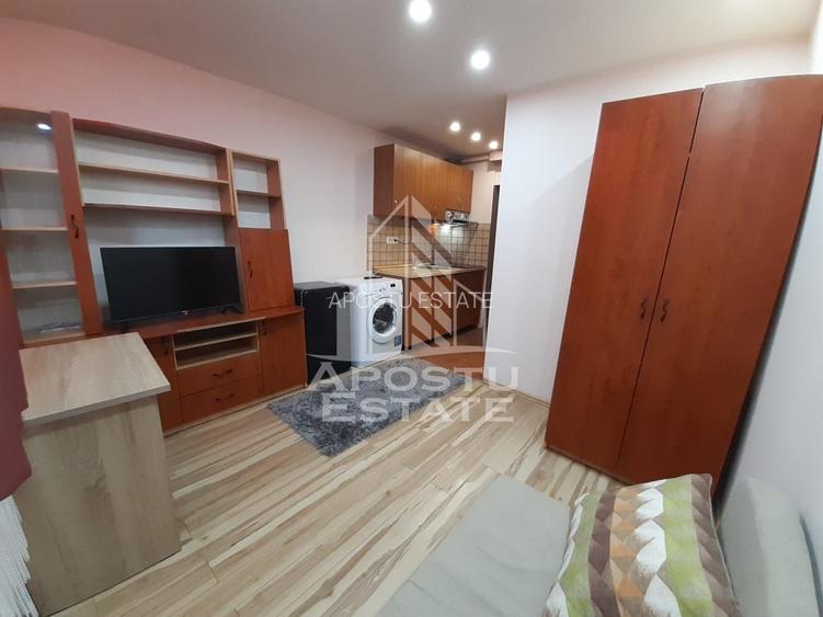 Garsoniera de 18 mp in zona Dambovita, ideal investitie - 2