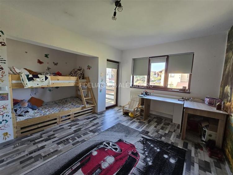 Vila cu 5 camere si 2 bai, de vanzare in Horpaz - 19