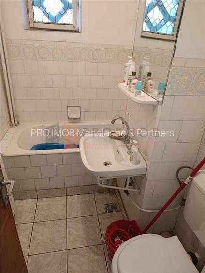 Apartament 3 camere cf 1 decomandat zona Crang - 7