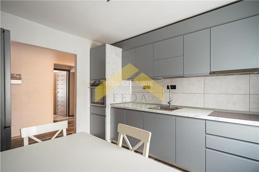 Apartament 3 camere de vanzare cartier Micalaca, zona 500 - 12