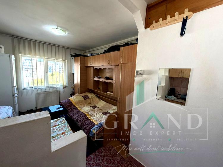OPORTUNITATE DE INVESTIȚIE/GARSONIERĂ CU CENTRALĂ PROPRIE/MĂNĂȘTUR–CAL.FLORESTI