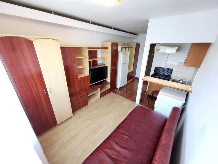 1 Cam-Lipovei-3 Min Iulius Town-Mobilat-Aer conditionat-Etaj 4- 16 MP-30000 Euro