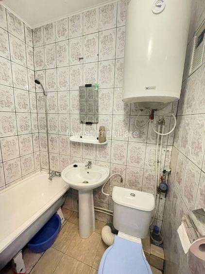 Garsoniera-Piata Nicolina-etaj 1 - 6