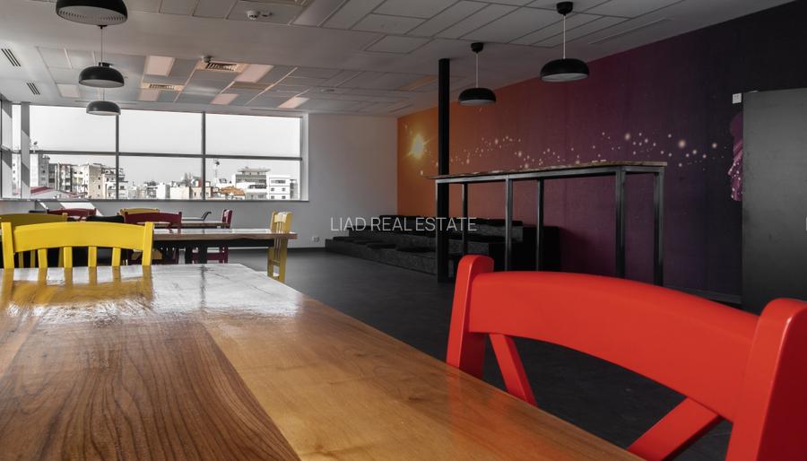 Spatiu 250 mp in cladire birouri Str. Semilunei DOAR ORAR DE SEARA SI NOAPTEA - 3