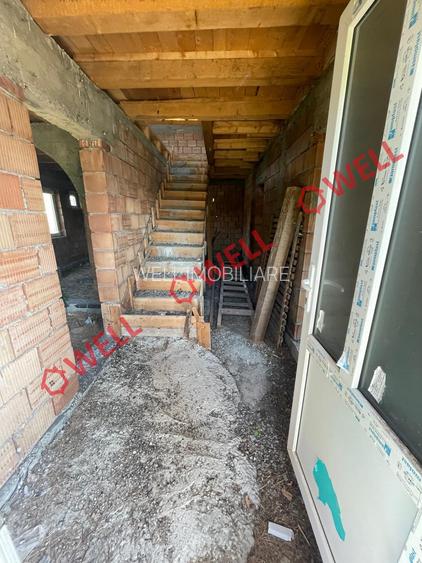 Casă familială de vânzare în Vâlcele - 4