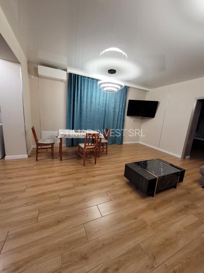 2 CAMERE-VEDERE  MARE +PARCARE -TERMEN LUNG(INCLUSIV VARA)-500 E - 43