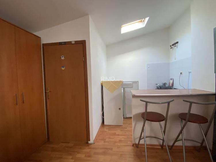 Garsoniera atragatoare, Piata Iancului - 3