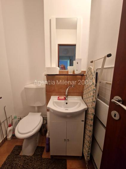 zona Aradului bloc izolat termic, foarte bine impartit, pe doua parti,  mobilat - 27