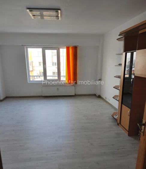 Vanzare ap. 3 cam. dec.  et. 7/8, bl. 1999, Metrou Muncii-bd, Decebal - 2