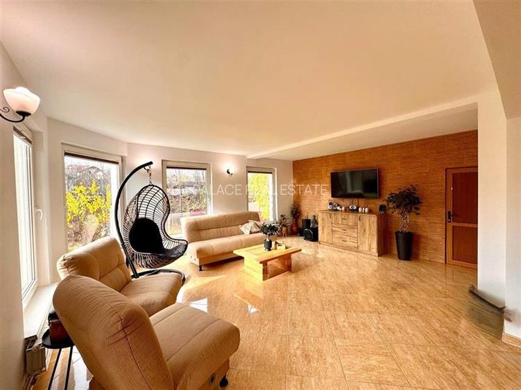 Vila individuala cu priveliste spectaculoasa cu garaj Pietrarie Barnova - 9