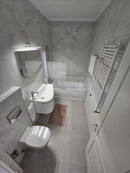 Frontal la mare, 3 camere 2bai, centrala gaz, garaj subteran, termen lung - 10