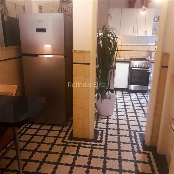 apartament 4 camere | et 4/5+m | bloc interbelic |  lift | renovat interior - ex - 8