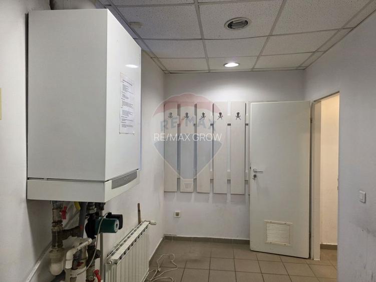 Oferta - Spatiu comercial de inchiriat in zona centrala a mun Onesti - 11