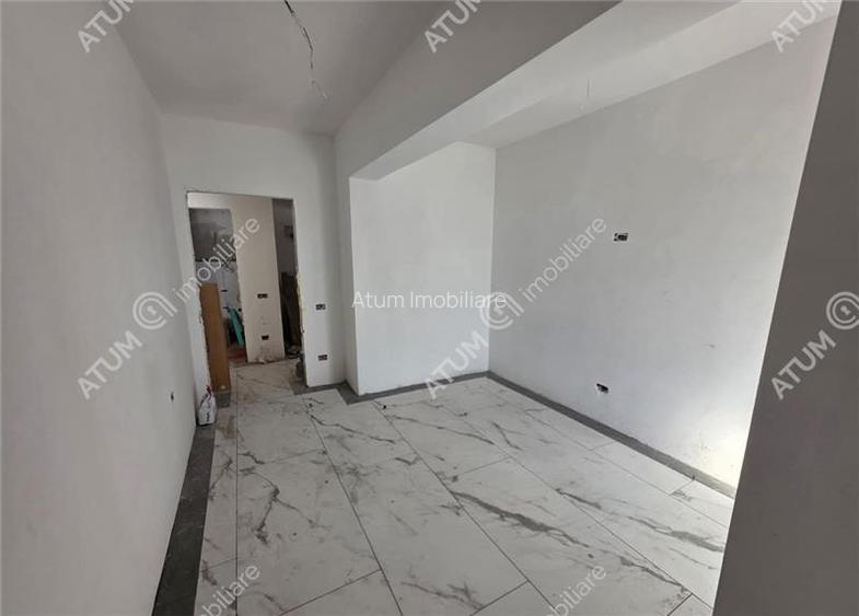 Apartament cu 2 camere si balcon in zona Calea Surii Mici din Sibiu - 2