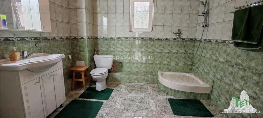 Vila 14+ camere 970mp, teren 1045mp, pt ninim 2 familii, mobilata/utilata, 2 gar - 30