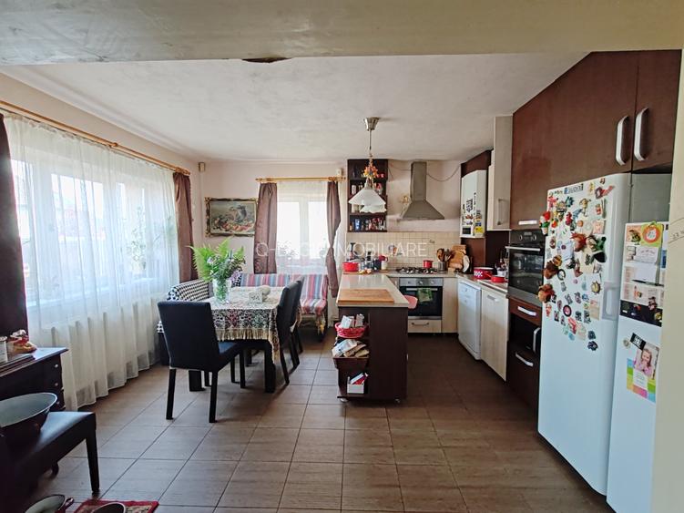 Casa 4 camere la intrare SACELE - 4