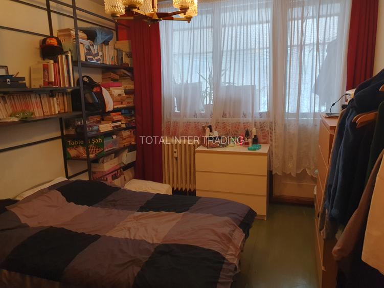 Vanzare-3 camere-1/4-sdec-Dr Taberei-Lovinescu-liber-de renovat-109000E - 11