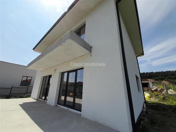 Vanzare casa individuala Chinteni zona Bisericilor Centru, aproximativ 7 Km Auch - 4