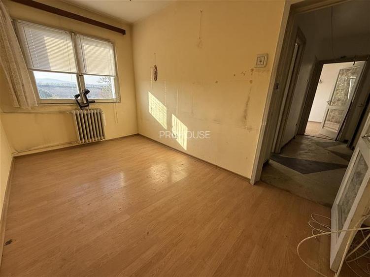 Aleea Parcului, 3 camere, etaj 3- de renovat! - 10