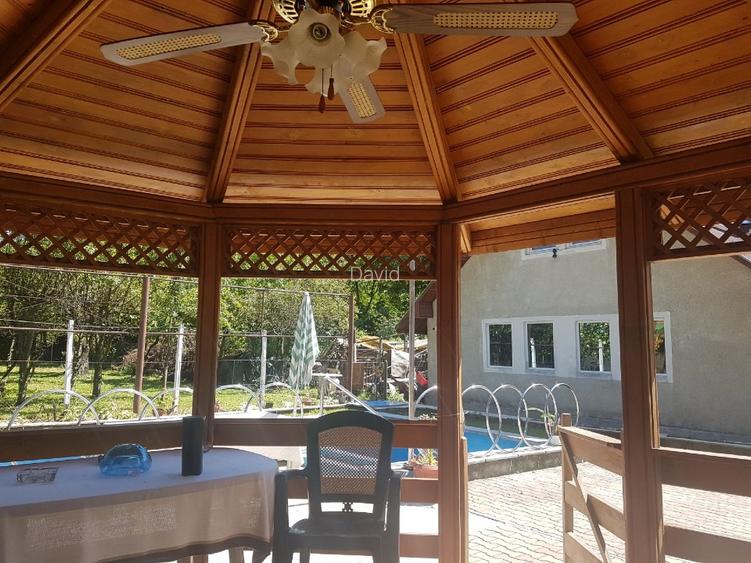 vila 7 camere, 2 garaje si casa 2 camere, orașul vechi Baia Mare - 5