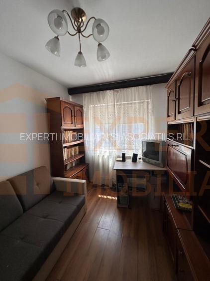 Apartament 4 camere de vânzare în zona Inel I - 17