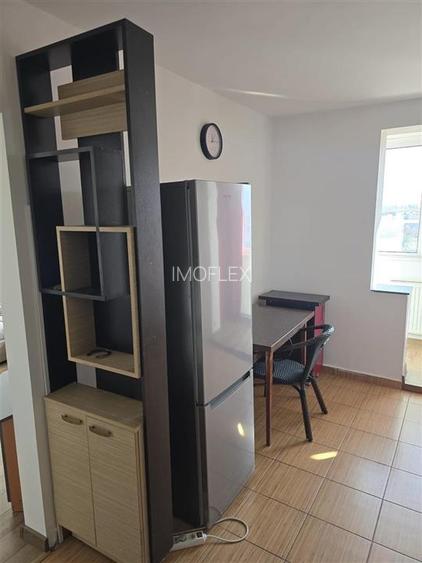 Apartament 2 camere, zona Astra - 5