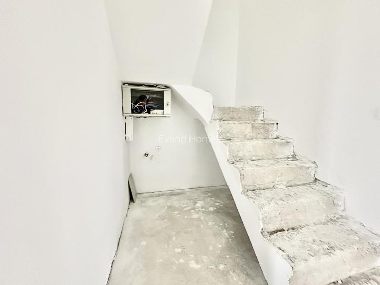 Duplex cu 4 camere si 2 bai - 400 mp de teren - Mosnita - 7