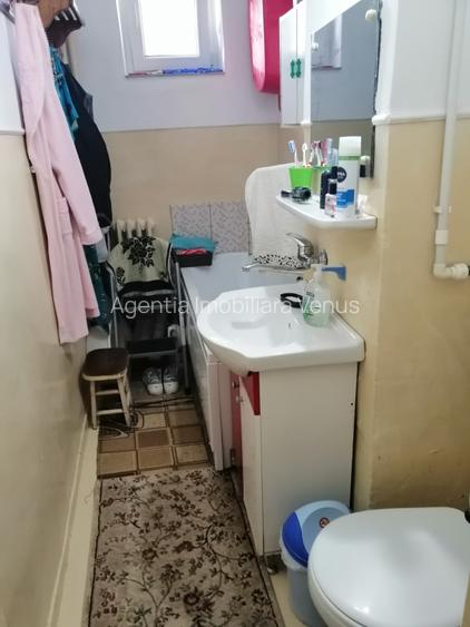 Apartament la parter cu balcon pretabil locuit/birou - 6