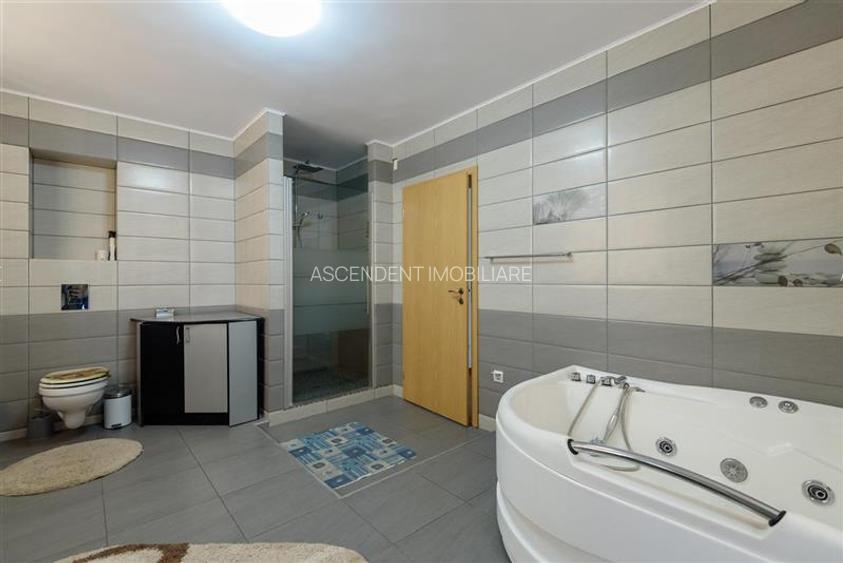 Vila impozanta,pretabila si pe segmentul comercial/ servicii,Tractorul,Brasov: F - 54