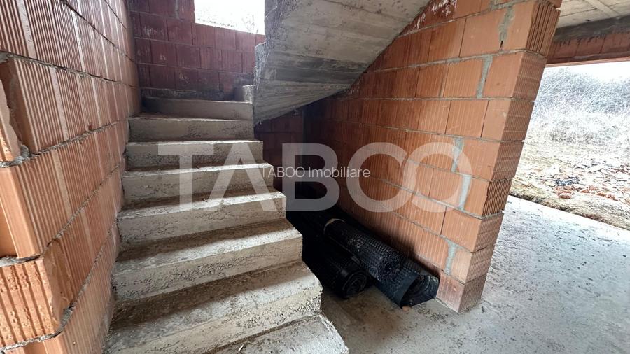 Casa de vanzare individuala 5 camere curte 500 mpu 127 mpu Selimbar - 12