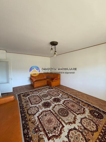 Apartament 3 camere spatios - zona 1 Mai - 19