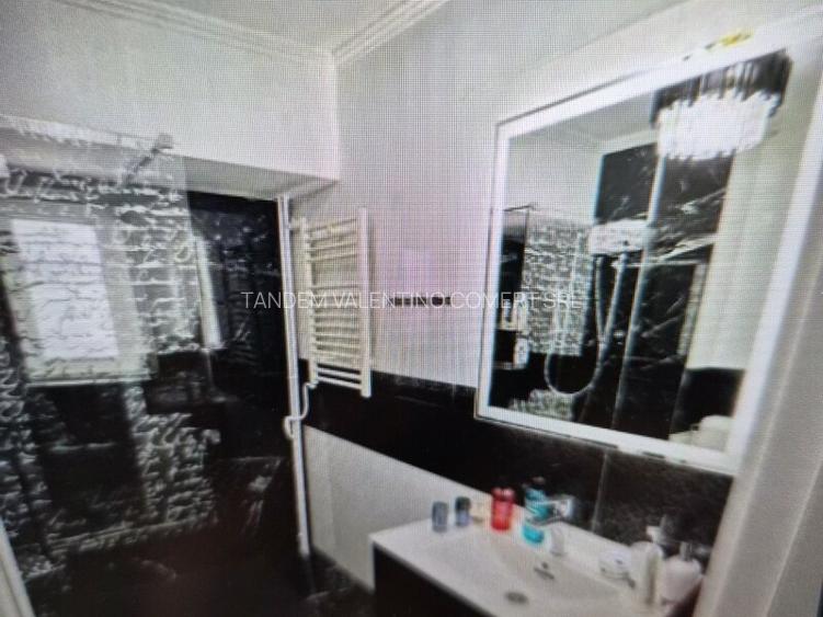 Bulevardul Unirii - 9