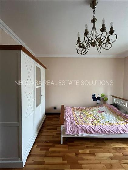 VILA SPLENDIDA IN PARADISUL VERDE - TEREN 583 MP - 4 CAMERE - 23