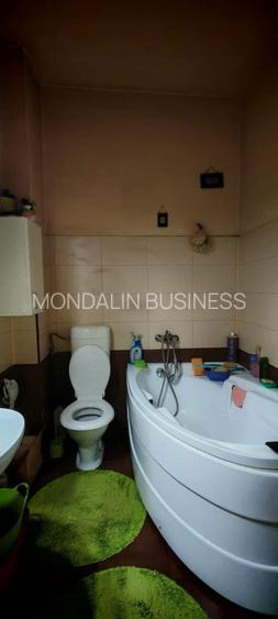 Casă cu 5 camere, singur în curte, acces auto , lângă Magazinul Crișul , Oradea. - 14