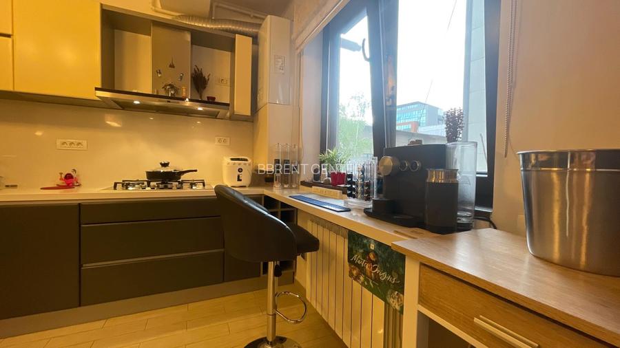 Inchiriere 3 camere - Decebal - bloc boutique - 3