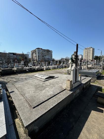 Cavou de vanzare  in Cimitirul Central Bacău - 5