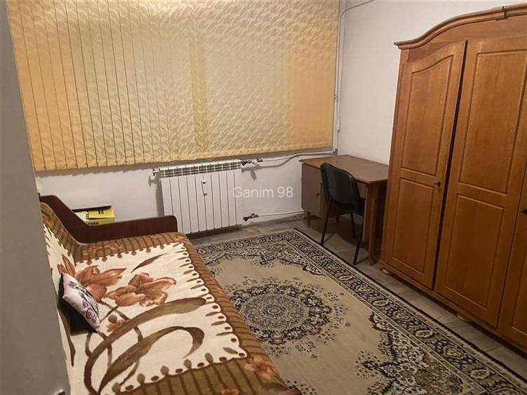 Apartament trei camere , zona Cartier Sud , 55 mp , curat - 2
