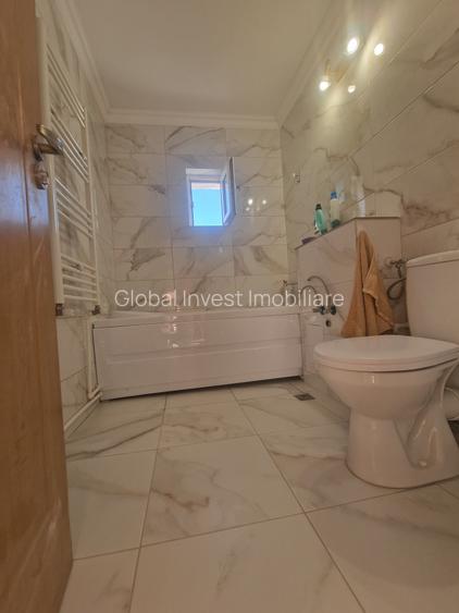 Navodari (Sud)- 2 camere decomandate, centrala gaze, liber -65.000euro - 16