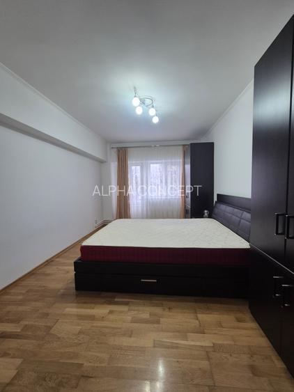 4 Camere, Capitol, Etaj Intermediar, Centrala pe Gaze - 13