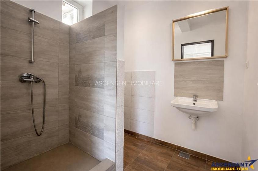 FILM & 3D!Edificiu multifunctional,  Semicentral,Targu Mures. - 3