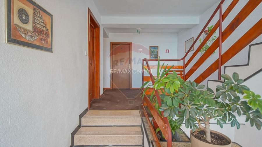 Comision 0 %! Pensiune cu 12 camere de vânzare, str. De Mijloc! - 20