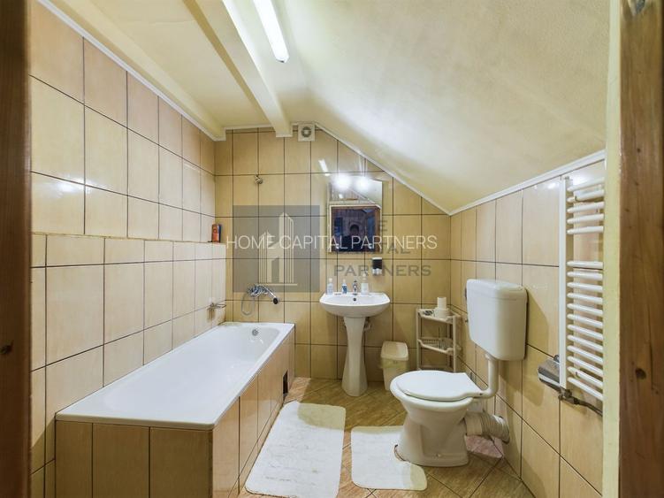 Casă spațioasă, cu aer de vacanță, într-o locație de poveste | SINAIA - 17