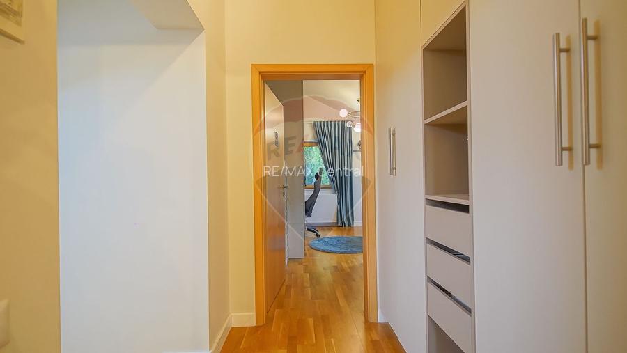 Vila moderna cu vedere spre padure Poiana Angelescu - 30