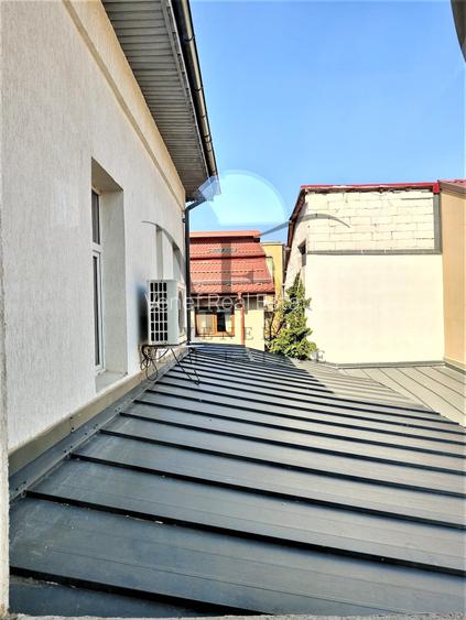 Vila 9 camere 3 grupuri sanitare 1 terasa 354 mp Vasile Lascar Stefan cel Mare - 30