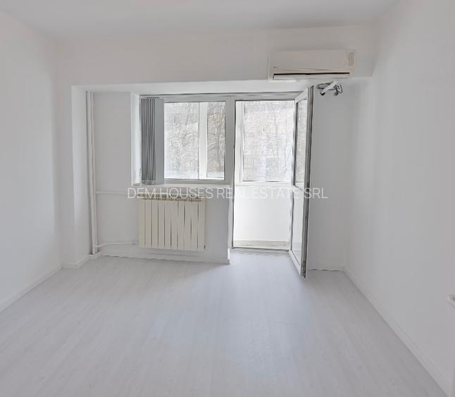 UNIRII,locatie exceptionala fix in Rond ALBA IULIA,monolit,stradal pe DECEBAL - 4