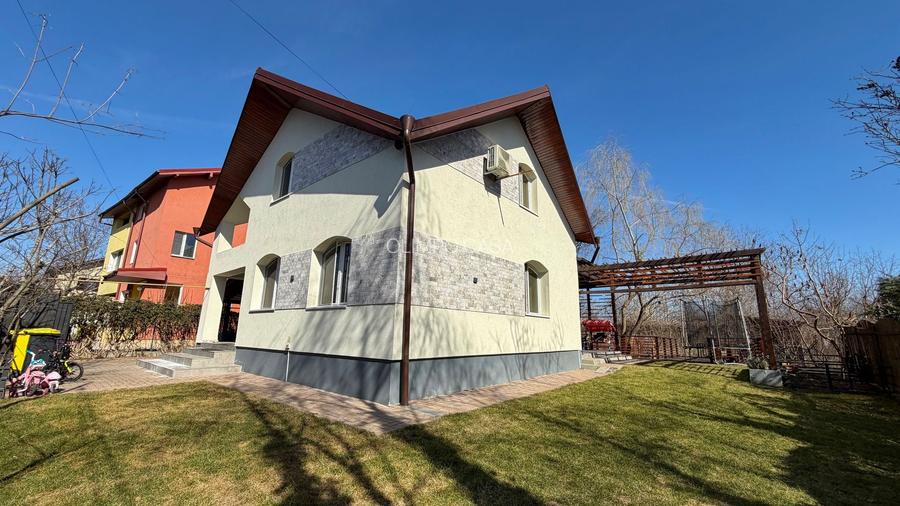 Vilă individuala luminoasă | Curte proprie | Otopeni - 16