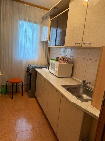 Vand apartment utilat si mobilat in Arad, Vlaicu - 12