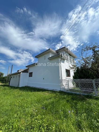 Casă de vânzare 🏠 🏠🏠🏠🏠 - 2